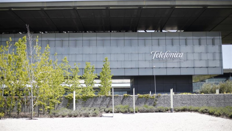 Vista exterior del edificio de la sede de Telefónica, situado en la Ronda de la Comunicación de Madrid. | Eduardo Parra - Europa Press - Archivo ep vista exterioredificiola sedetelefonica situadola rondala comunicacionmadrid